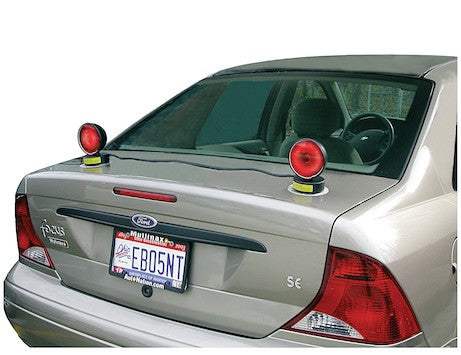 Heavy Duty Towing Light Set TL257M with magnetic mount and red incandescent round lights